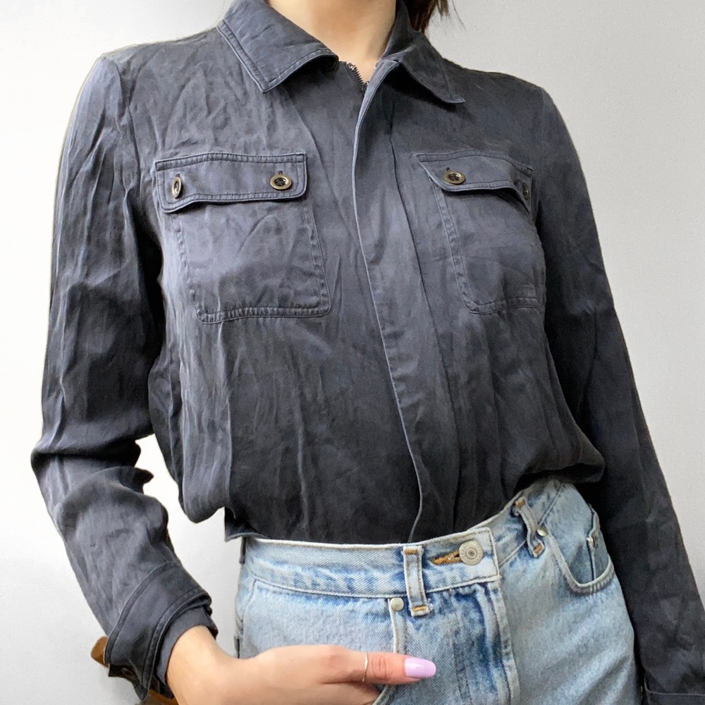 🕸 silk zip up shirt